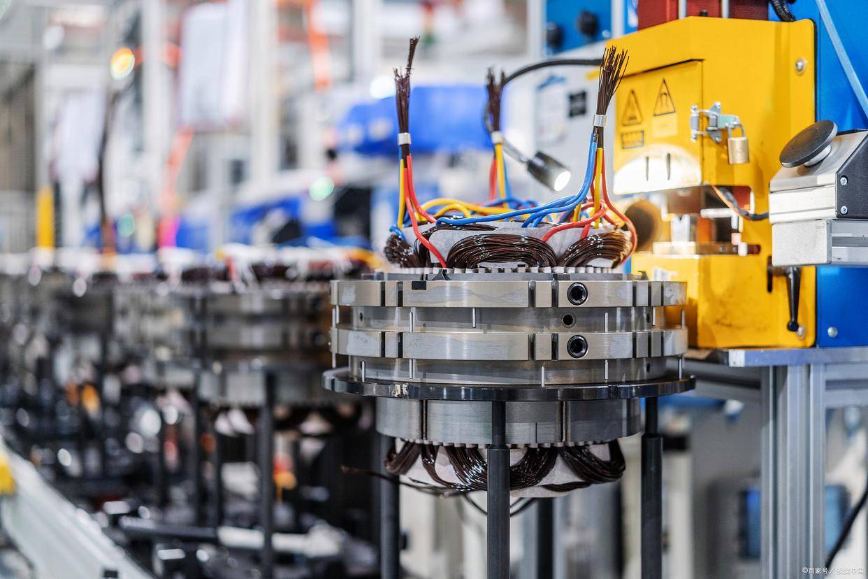 機械制造及自動化專業就業前景？專業穩、崗位多、薪資上升空間廣:專業前景